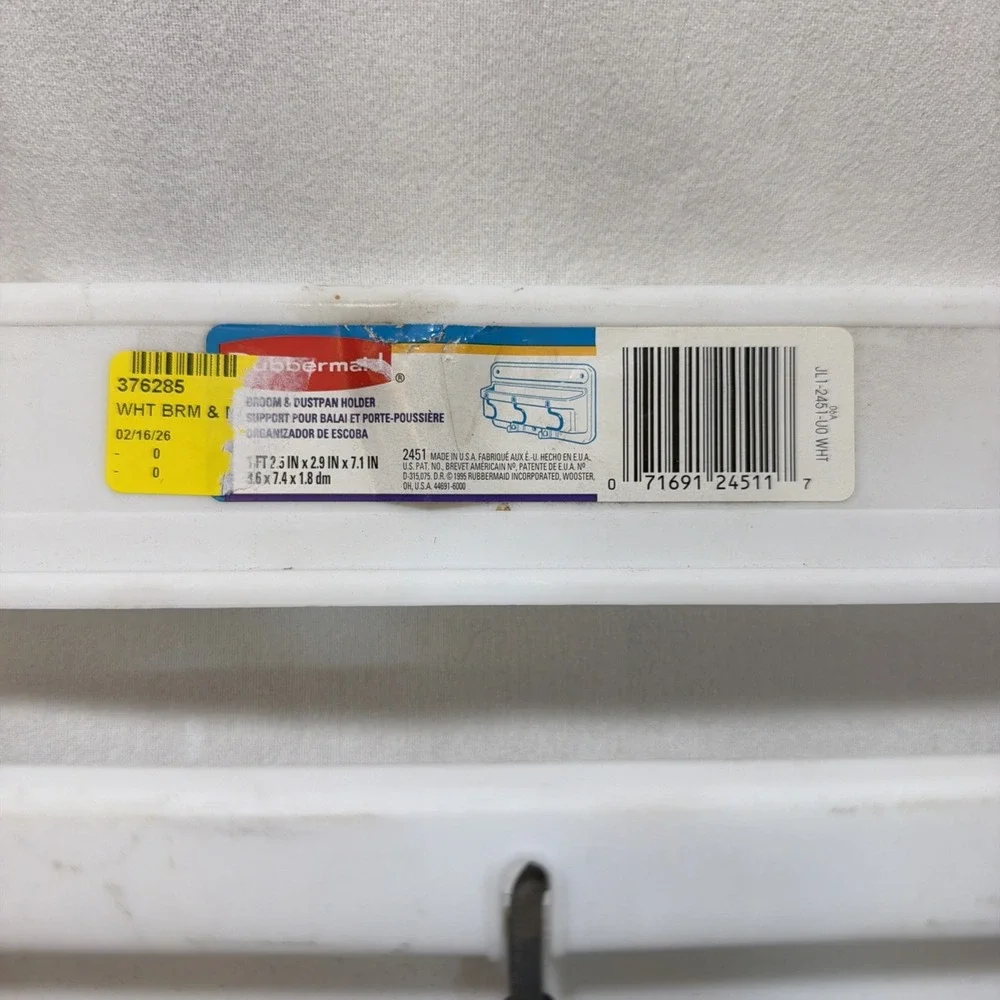Rubbermaid Broom And Mop Organizer Wall Mount #‎ 2451 USA 2014 White Vintage